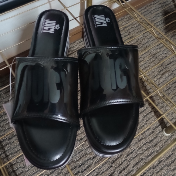 Platform Sandals. Juicy Couture. 9 M. Black & White. NWT - Picture 5 of 9